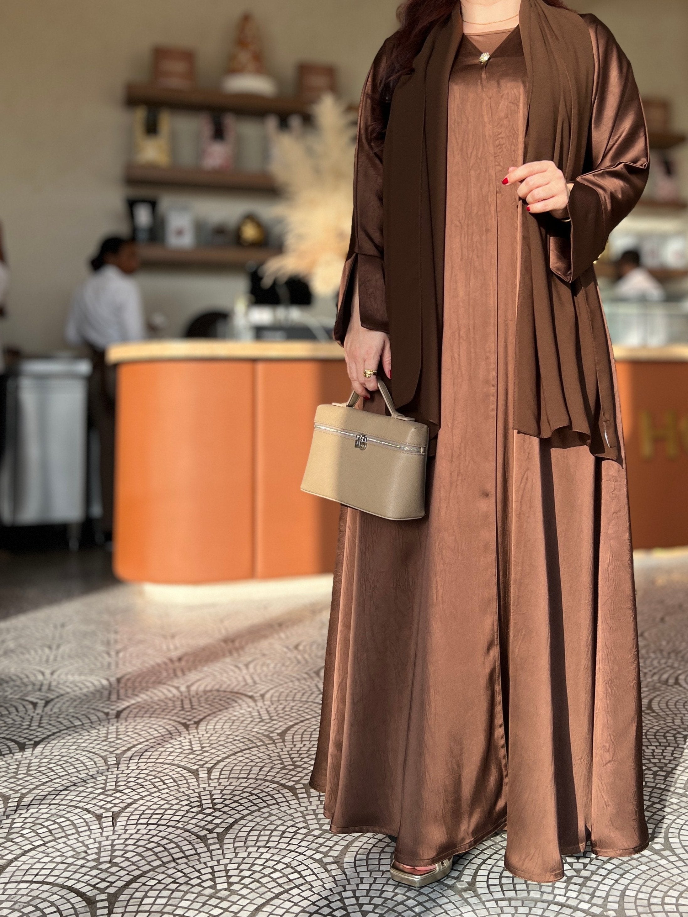 2.1 Brown (Abaya & Shela)